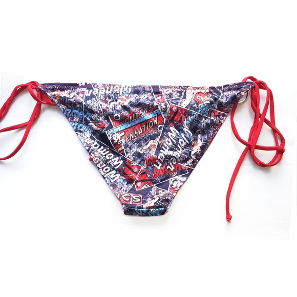 Wonder Woman Comic Print Bikini Bottom - Picture 2 of 3